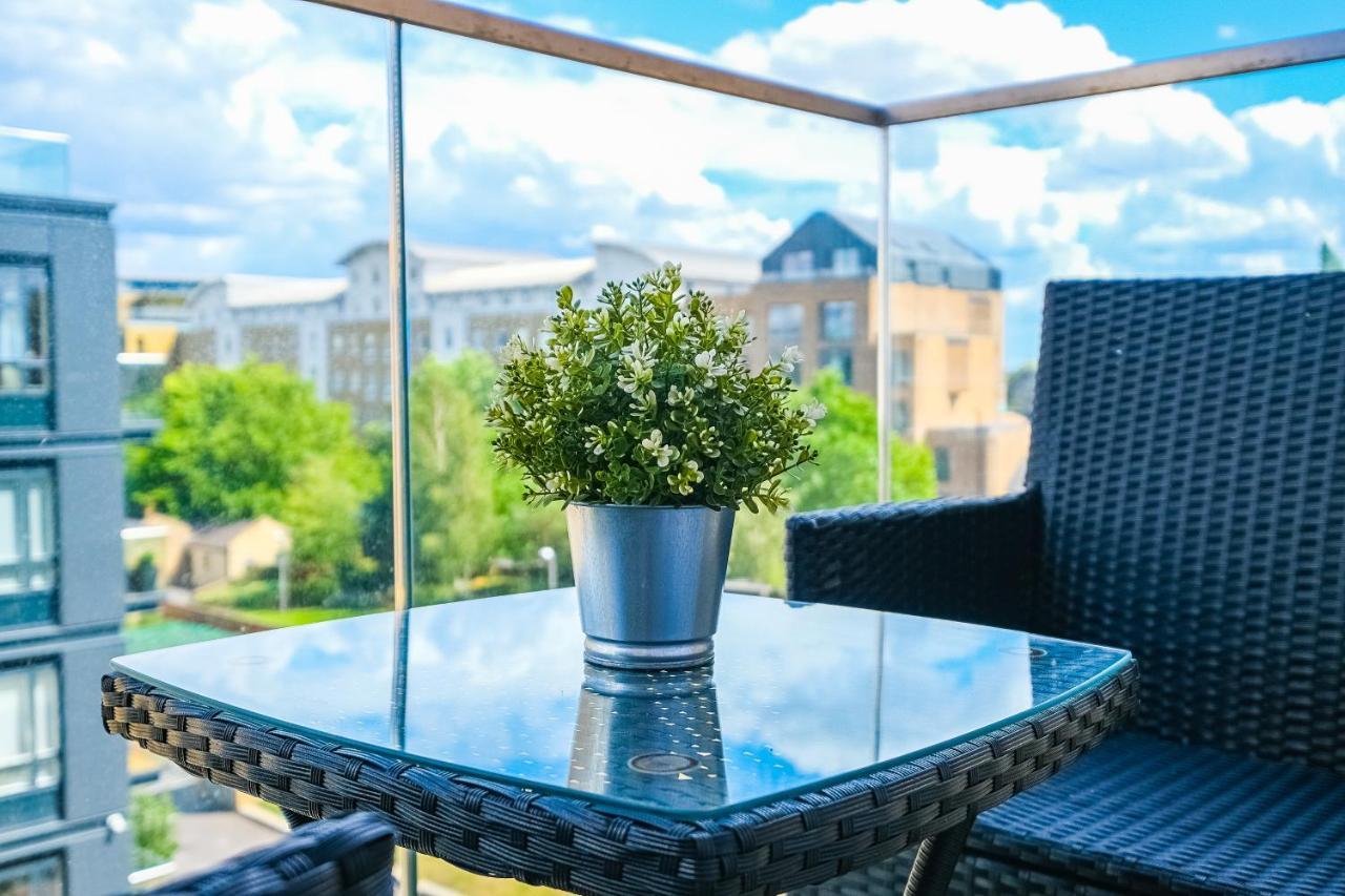 Silver Apartment Kew Bridge London Exteriér fotografie